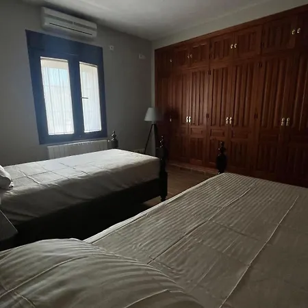 Rum i privatbostad Casa Rural Sol De Balbaina *